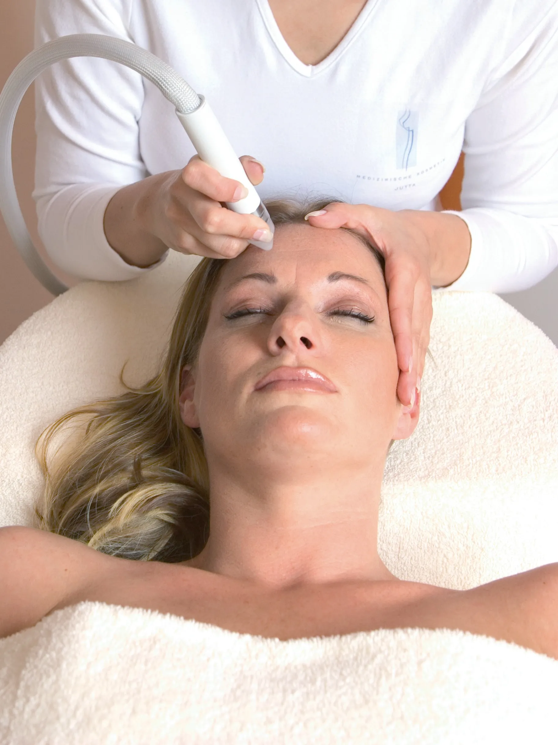 DermaSonic Mikrodermabrasion – Behandlungsgerät